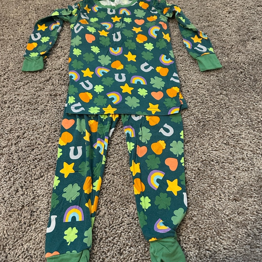Little Sleepies- Green Shamrock and Rainbow Pajama Set